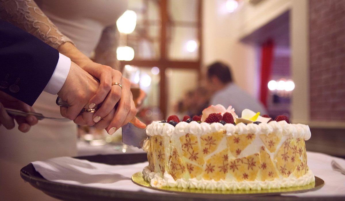 Colouring Fondant Without Making It Sticky