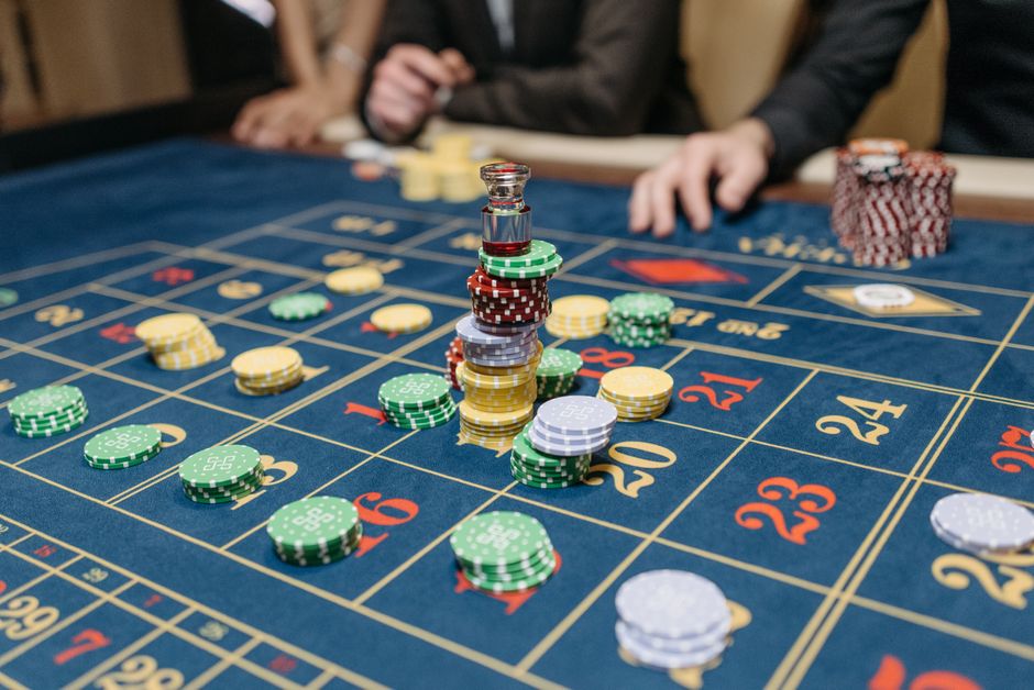 Slot Volatility Explained: Why Your $100 Bankroll Disappears